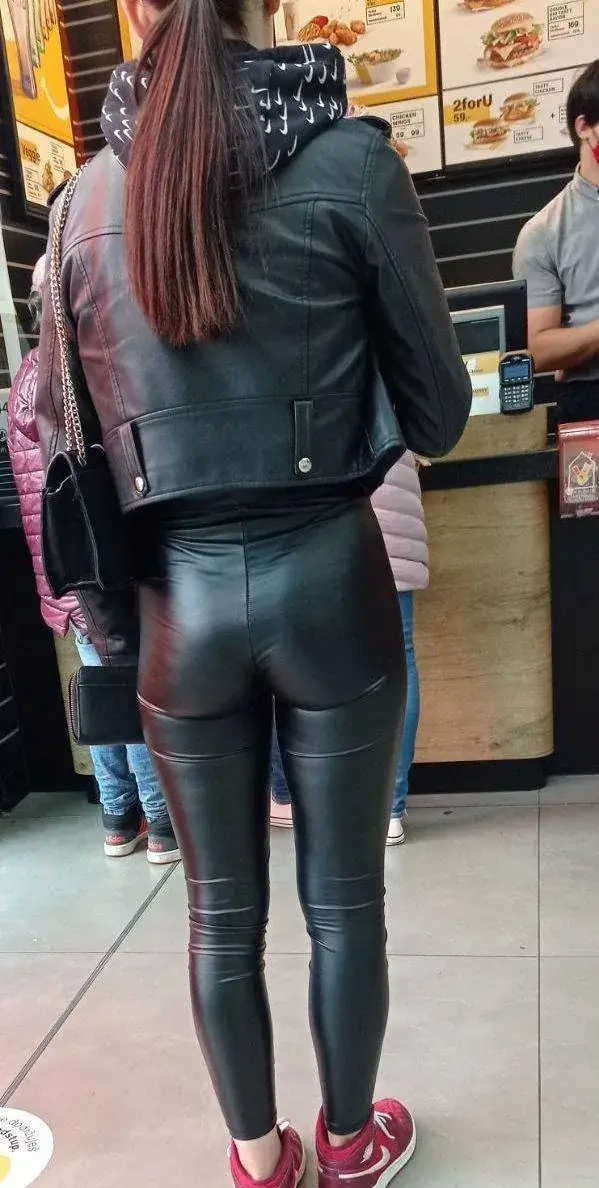 MakAndTease Buffalo MakAndTease